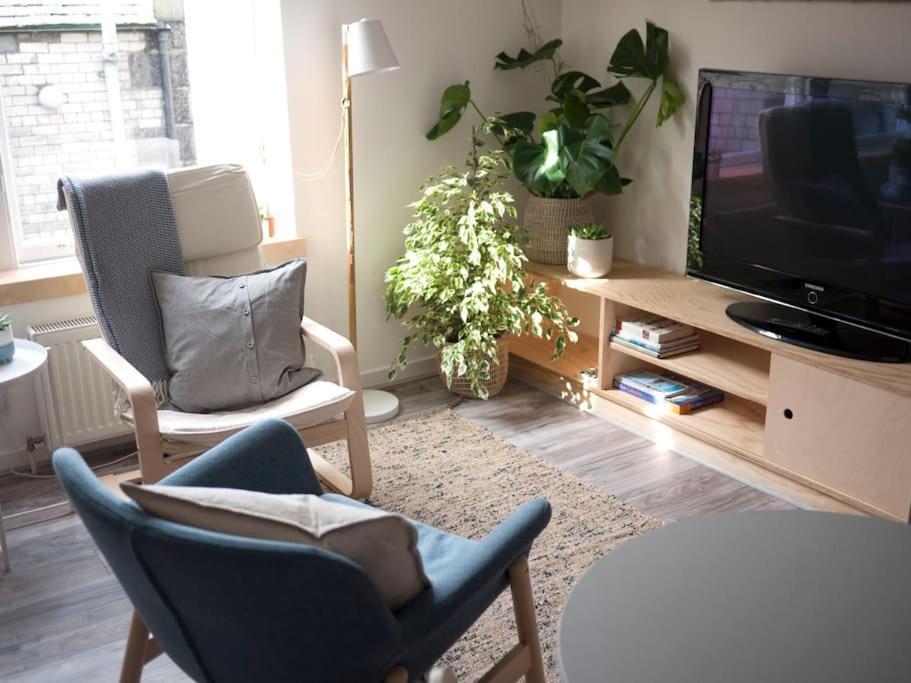 Contemporary 2 Minutes From Station Appartement *