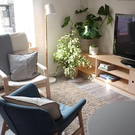 Contemporary City Studio Apartment 2 Minutes From Station Aberdeen Extérieur photo